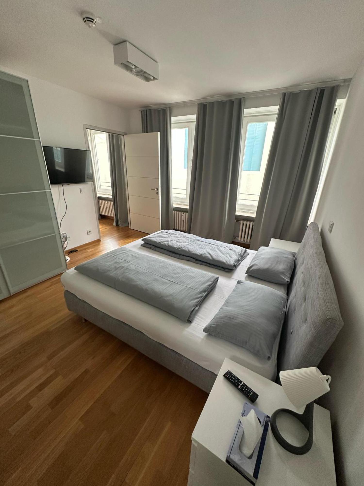 Al Nafurah Apartments Мюнхен Экстерьер фото