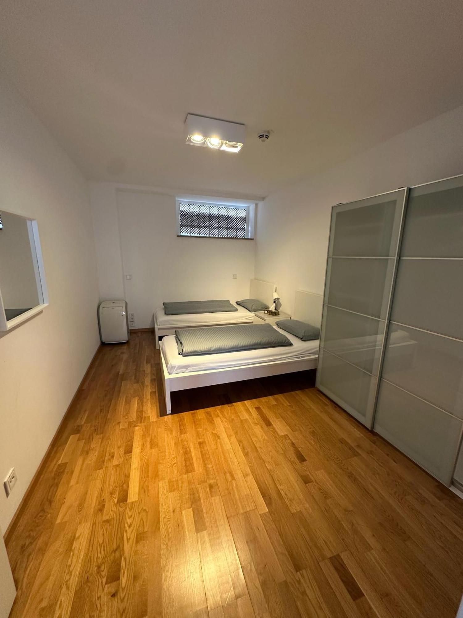 Al Nafurah Apartments Мюнхен Экстерьер фото