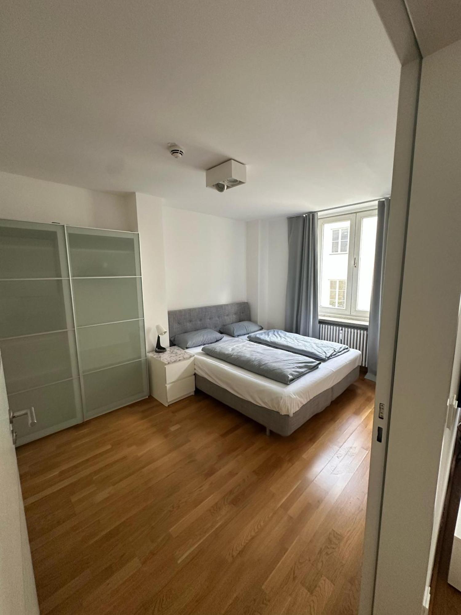 Al Nafurah Apartments Мюнхен Экстерьер фото