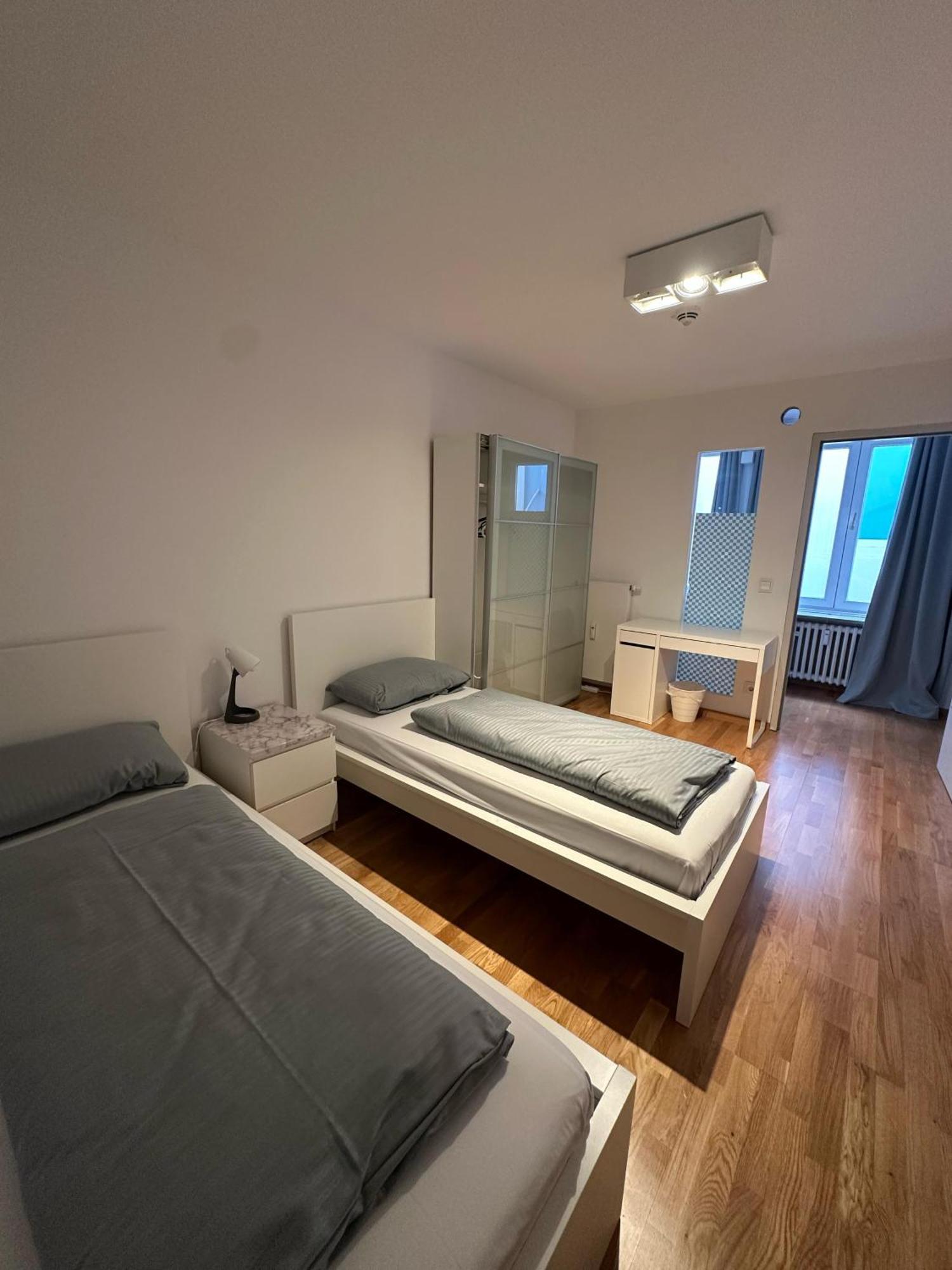Al Nafurah Apartments Мюнхен Экстерьер фото