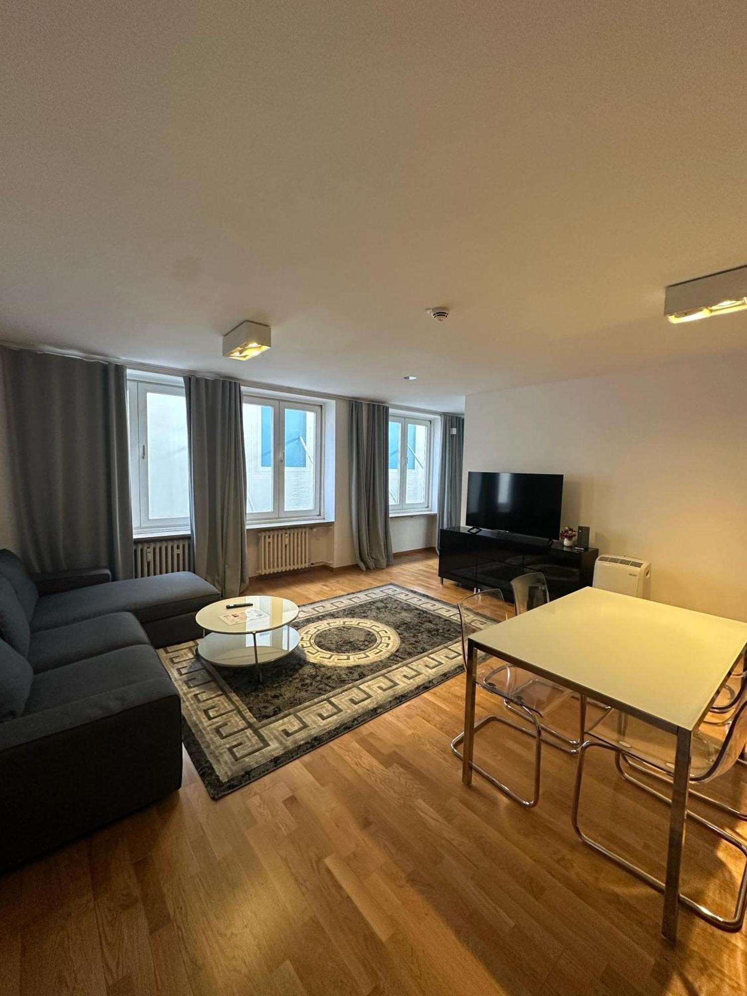 Al Nafurah Apartments Мюнхен Экстерьер фото