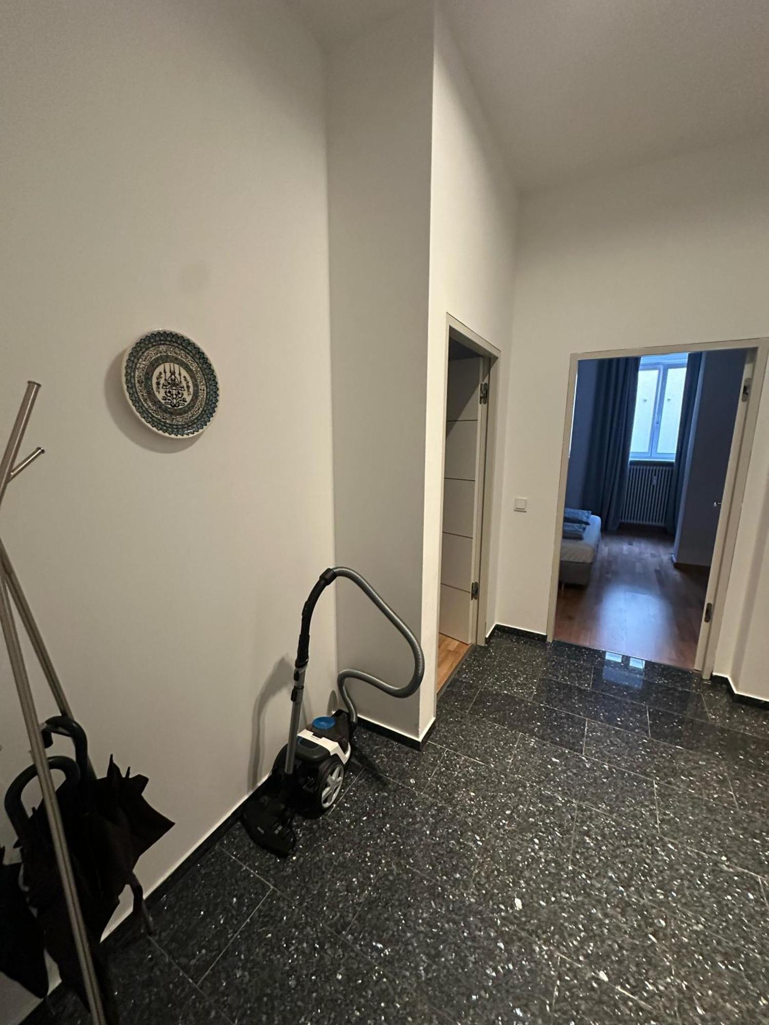 Al Nafurah Apartments Мюнхен Экстерьер фото